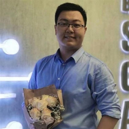 Portrait of Zinan Liu